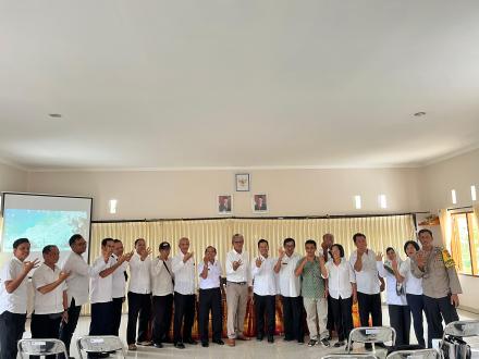 Kunjungan Dari Desa Tegallinggah